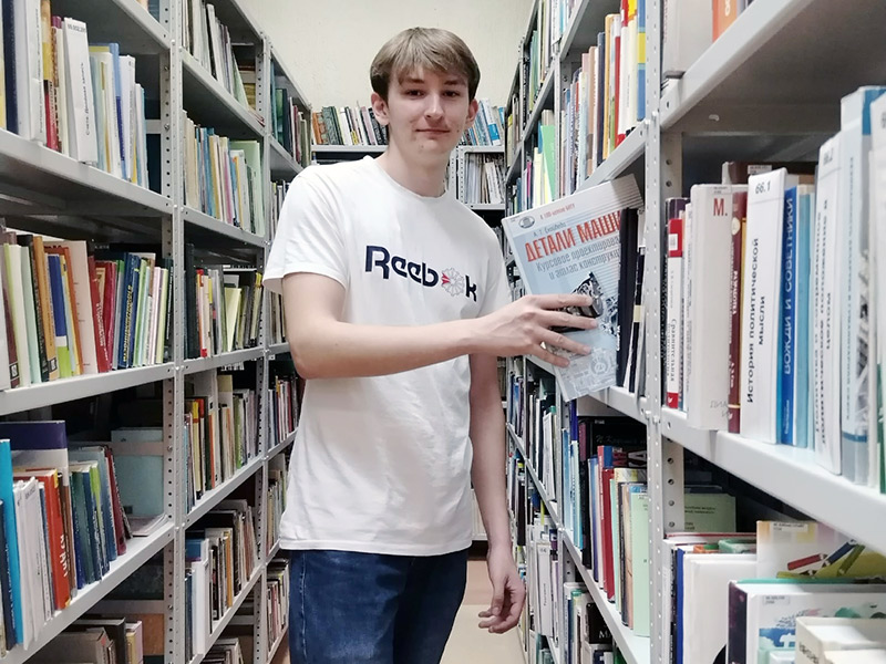 Щетко Юрий - «Лучший читатель месяца»!